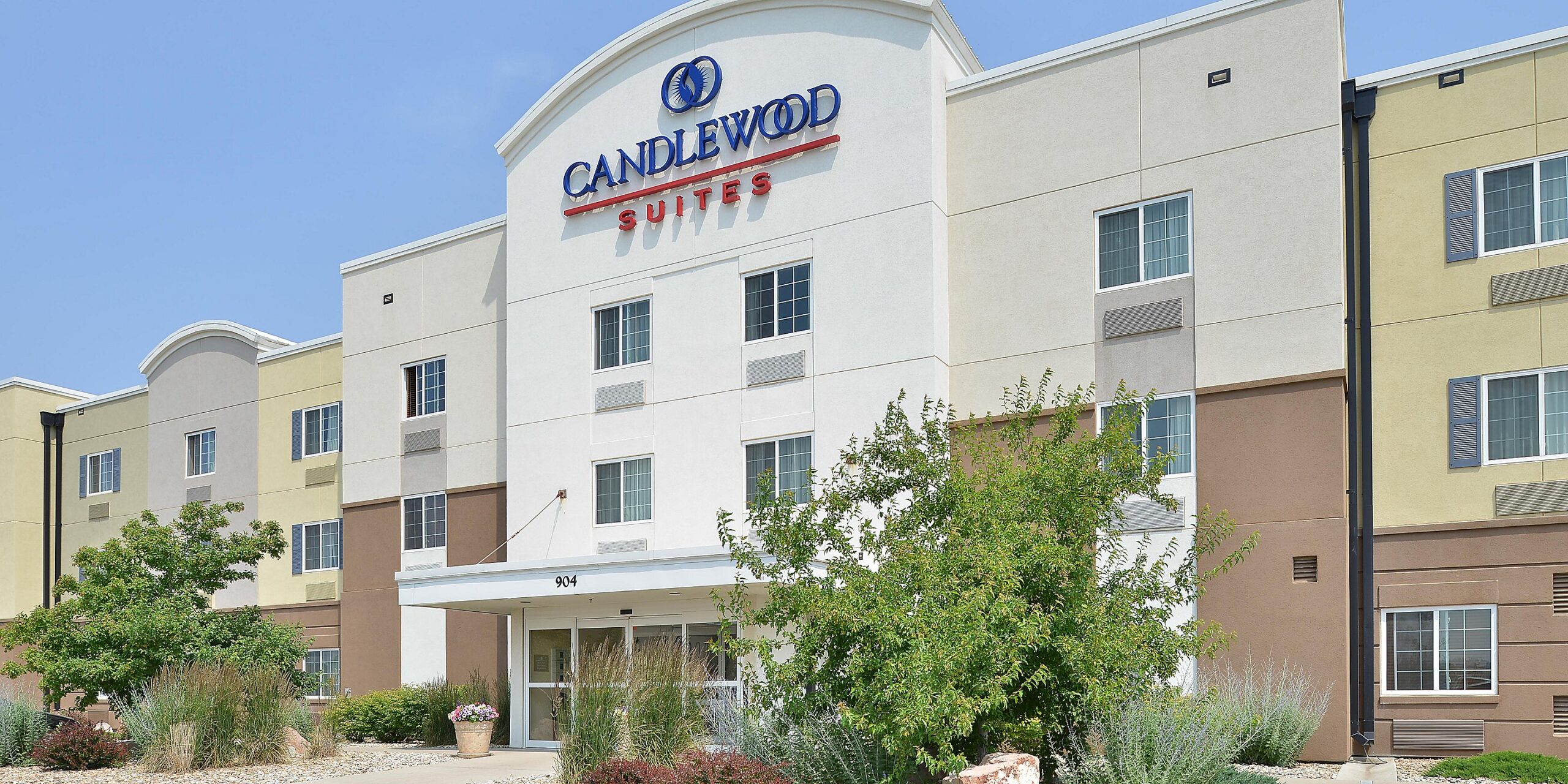 $100 | CANDLEWOOD SUITES CASPER | 3-STAR ACCOMMODATION IN WY